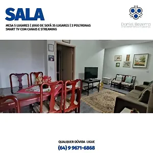 Casa de Férias Casa Com Piscina, Churrasqueira, 3 Suítes Com Ar Condicionado, Caldas Novas